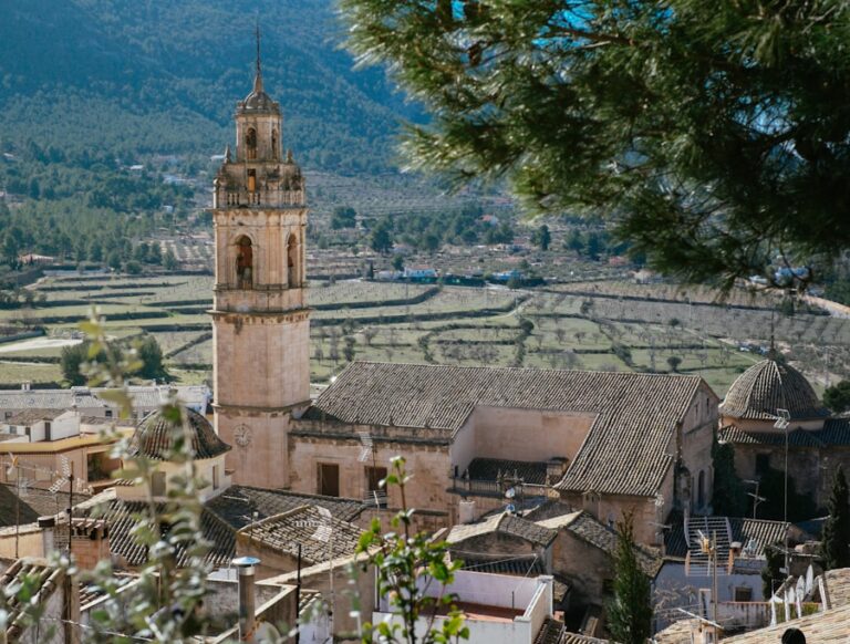 Alájar: el pueblo donde el amor florece según la tradición​